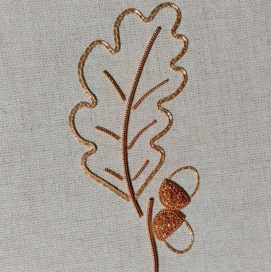 Kit de broderie à l'or fin « Glands »