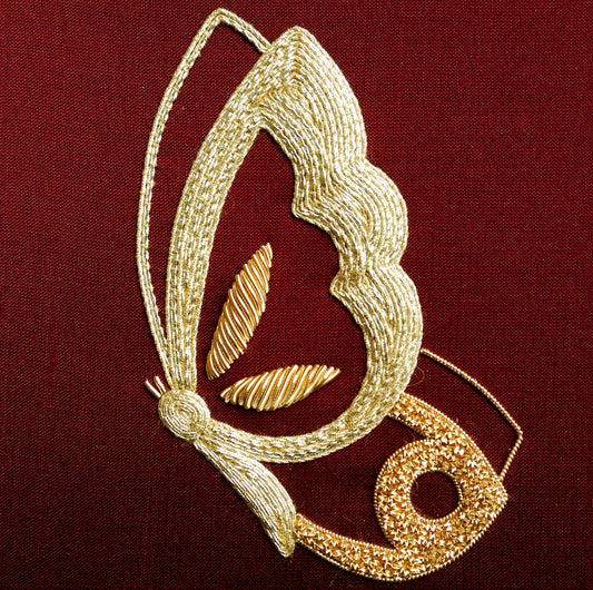 Motif de broderie à l'or « Flying Free »