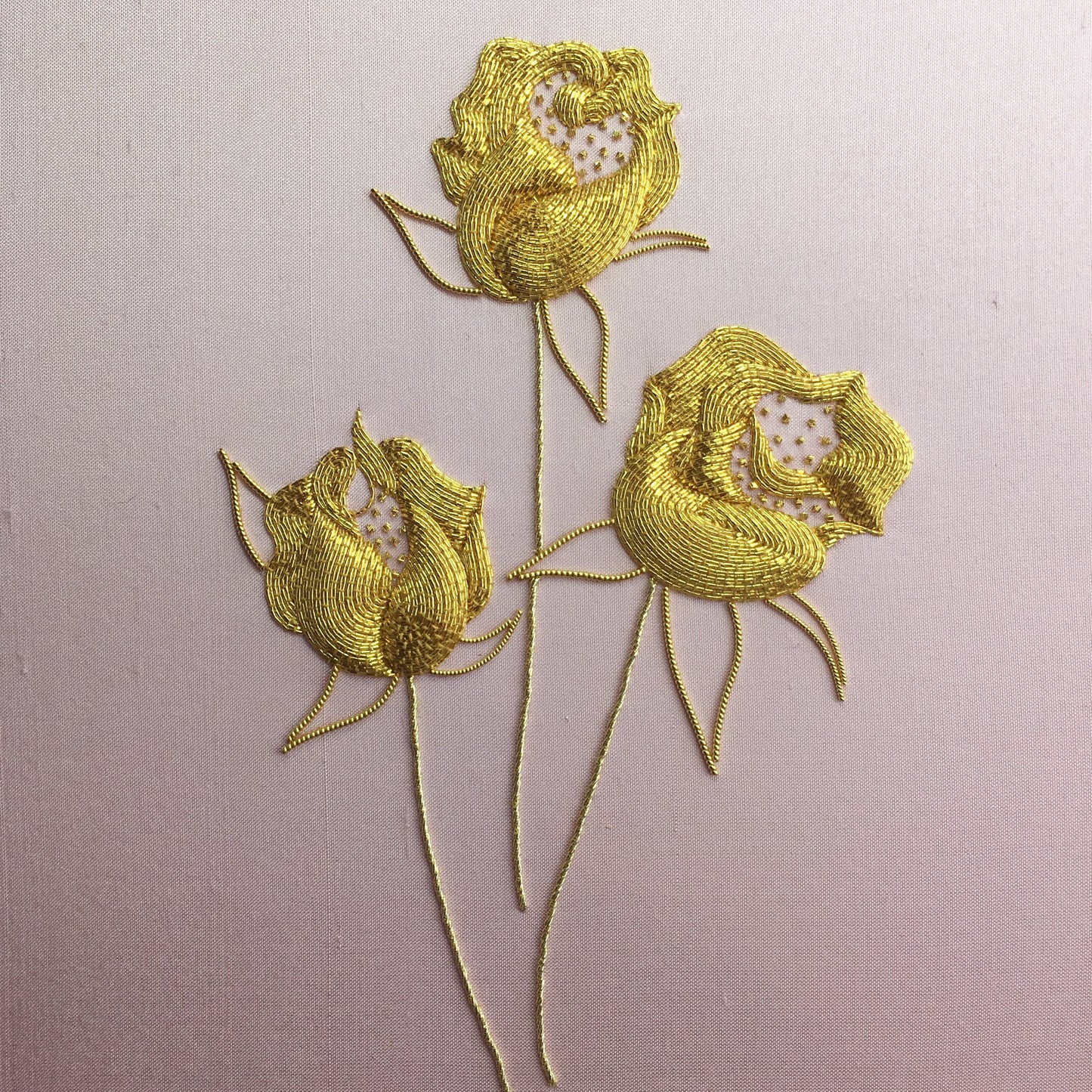 Kit de broderie à l'or « Roses »
