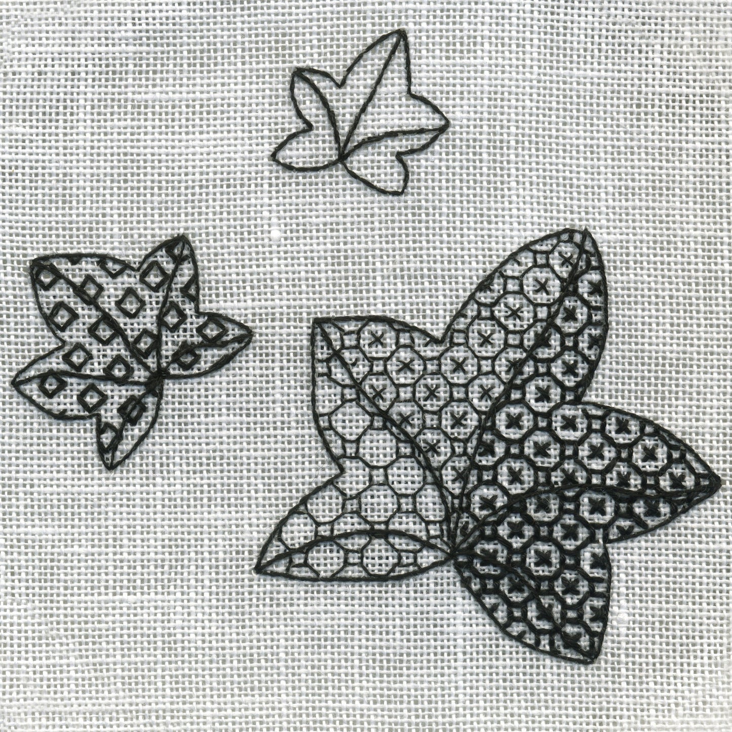 Motif de broderie Blackwork « Feuilles de lierre »