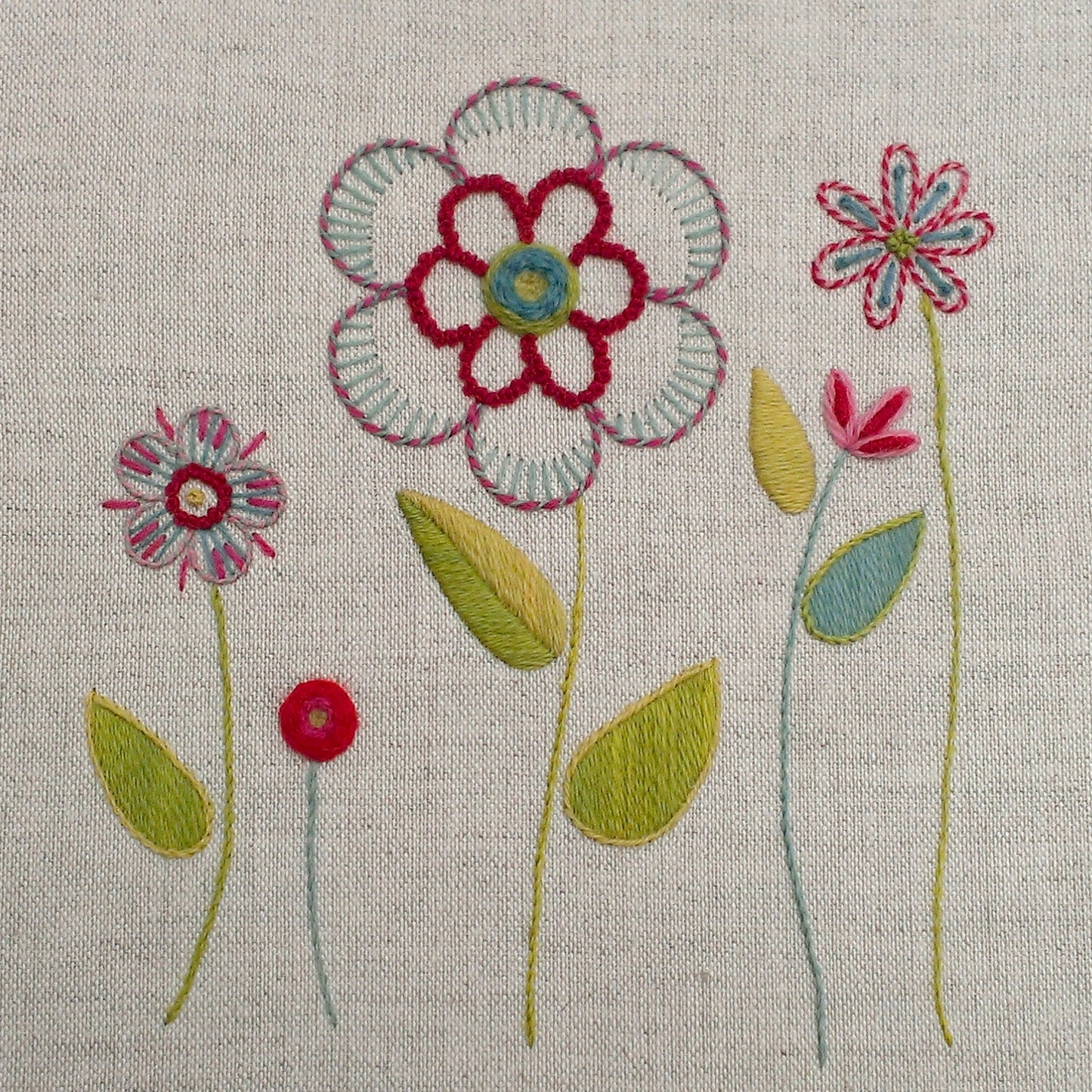 'Flower Garden' Crewel Work Embroidery Kit