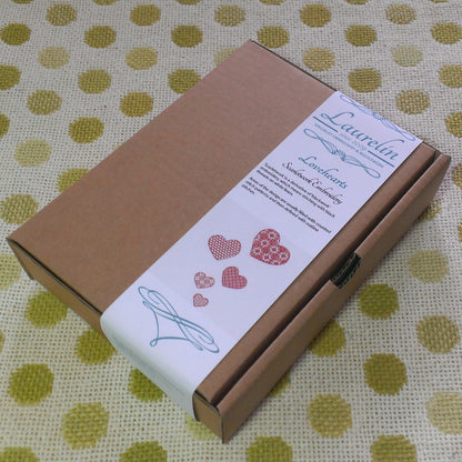 Kit de broderie Blackwork « Monogramme Tudor »